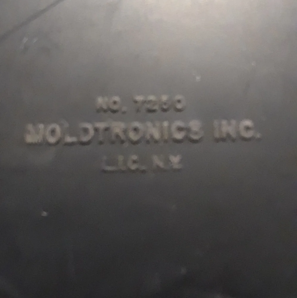 Moldtronics No.7250 Vintage Ice Bucket